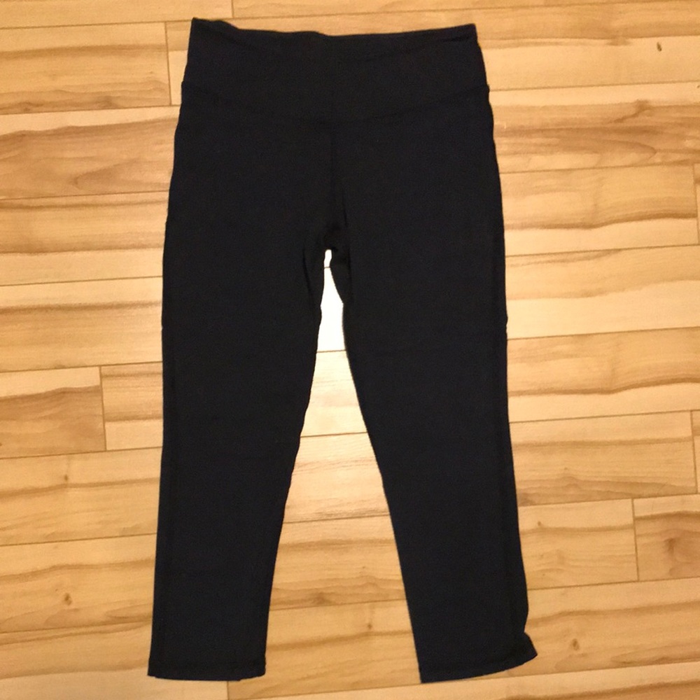 One tooth black cropped legging